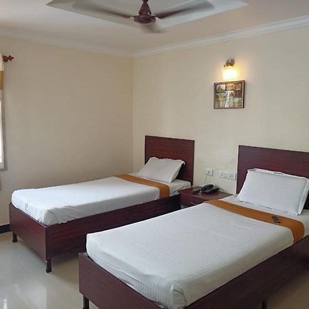 Sky Park Hotels Tiruppur Exteriér fotografie