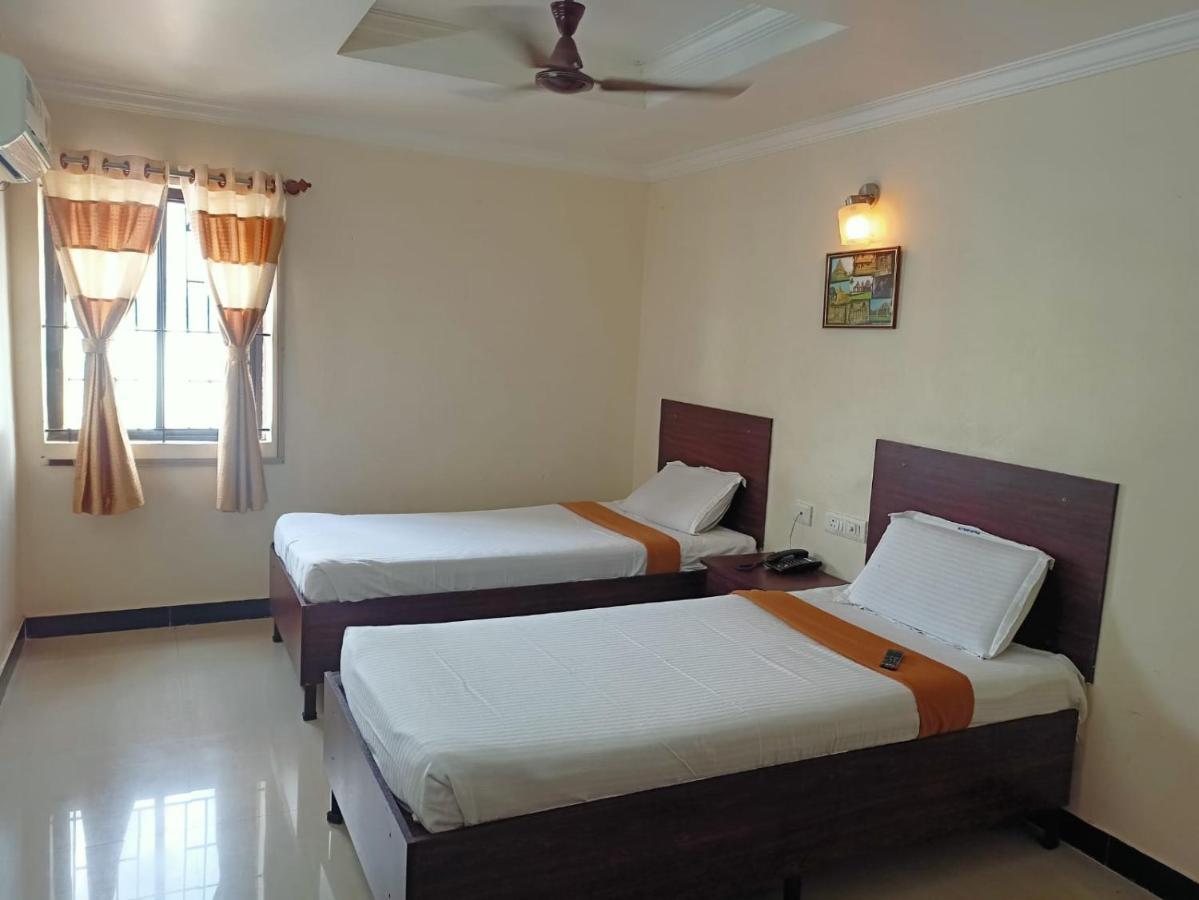 Sky Park Hotels Tiruppur Exteriér fotografie