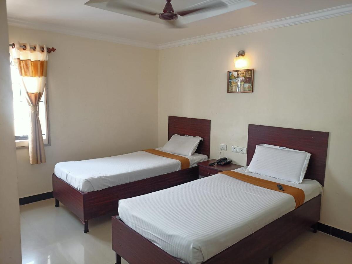 Sky Park Hotels Tiruppur Exteriér fotografie